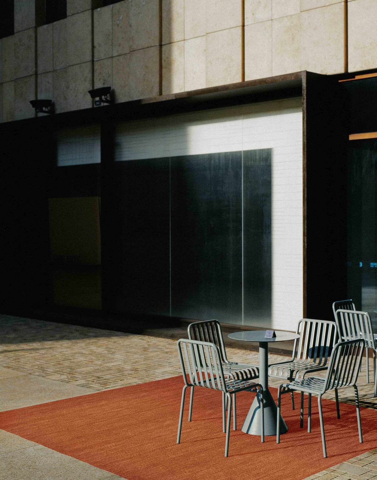 Italic // 12 - Outdoor