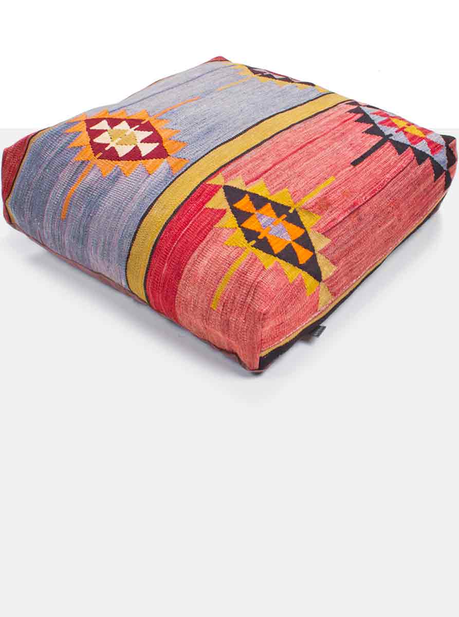 Kelim Poufs